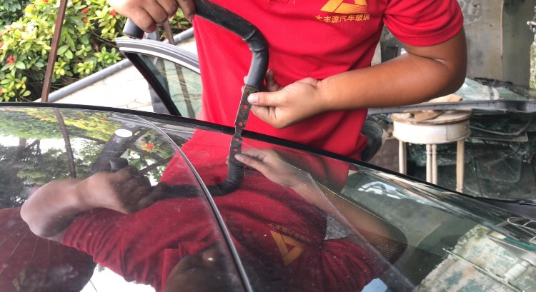 拆卸汽車玻璃先進工具